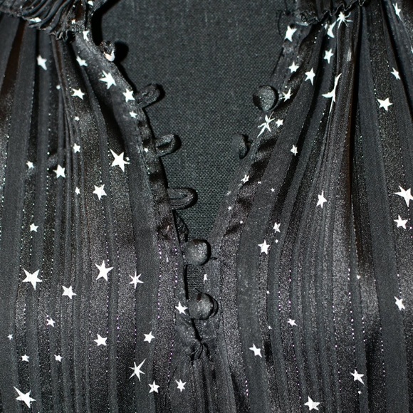 Violet and Claire Sheer Sparkle Star Blouse Size M NWT - Picture 9 of 12
